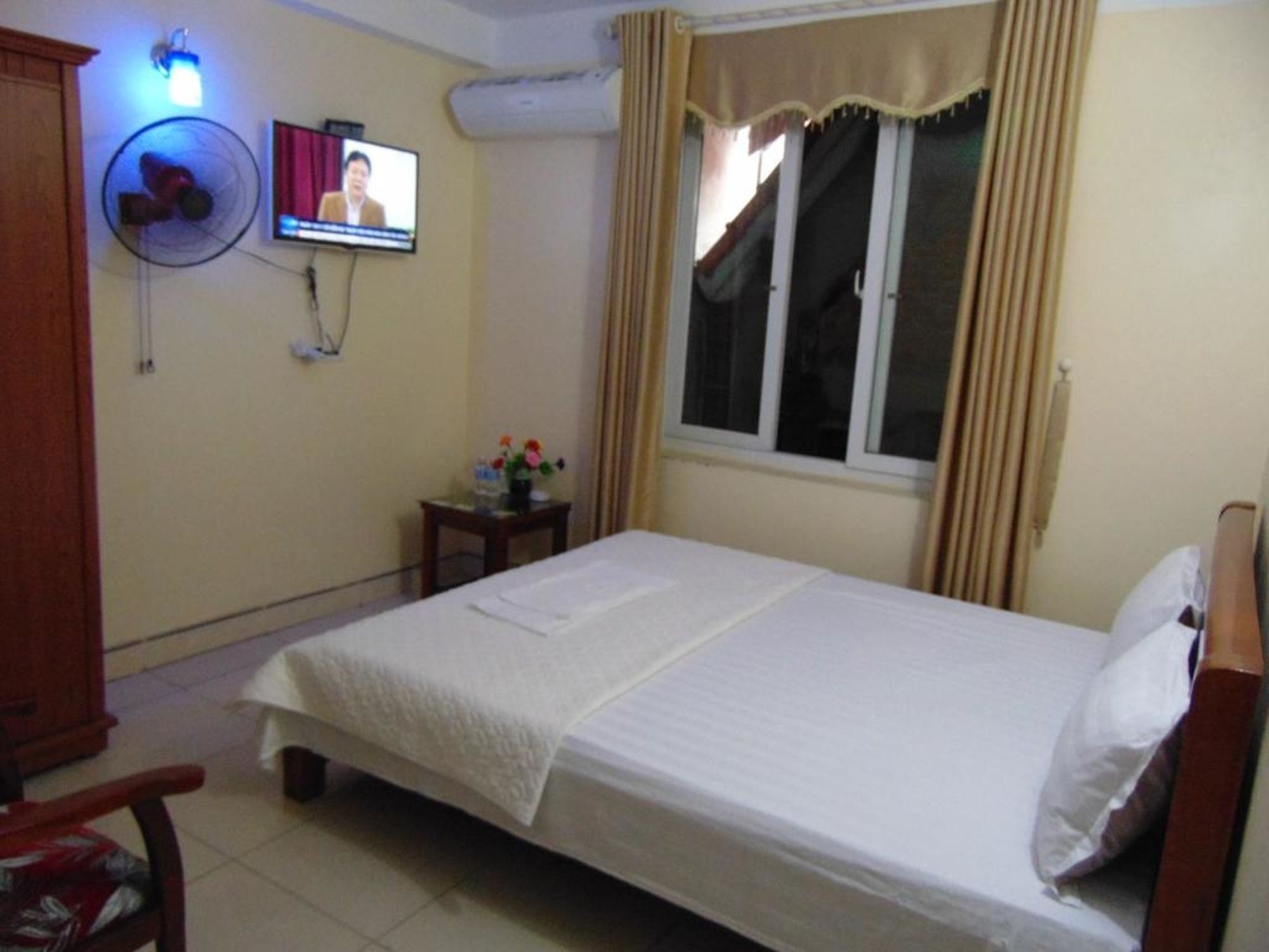 Noi Bai Golden Hotel Exterior photo