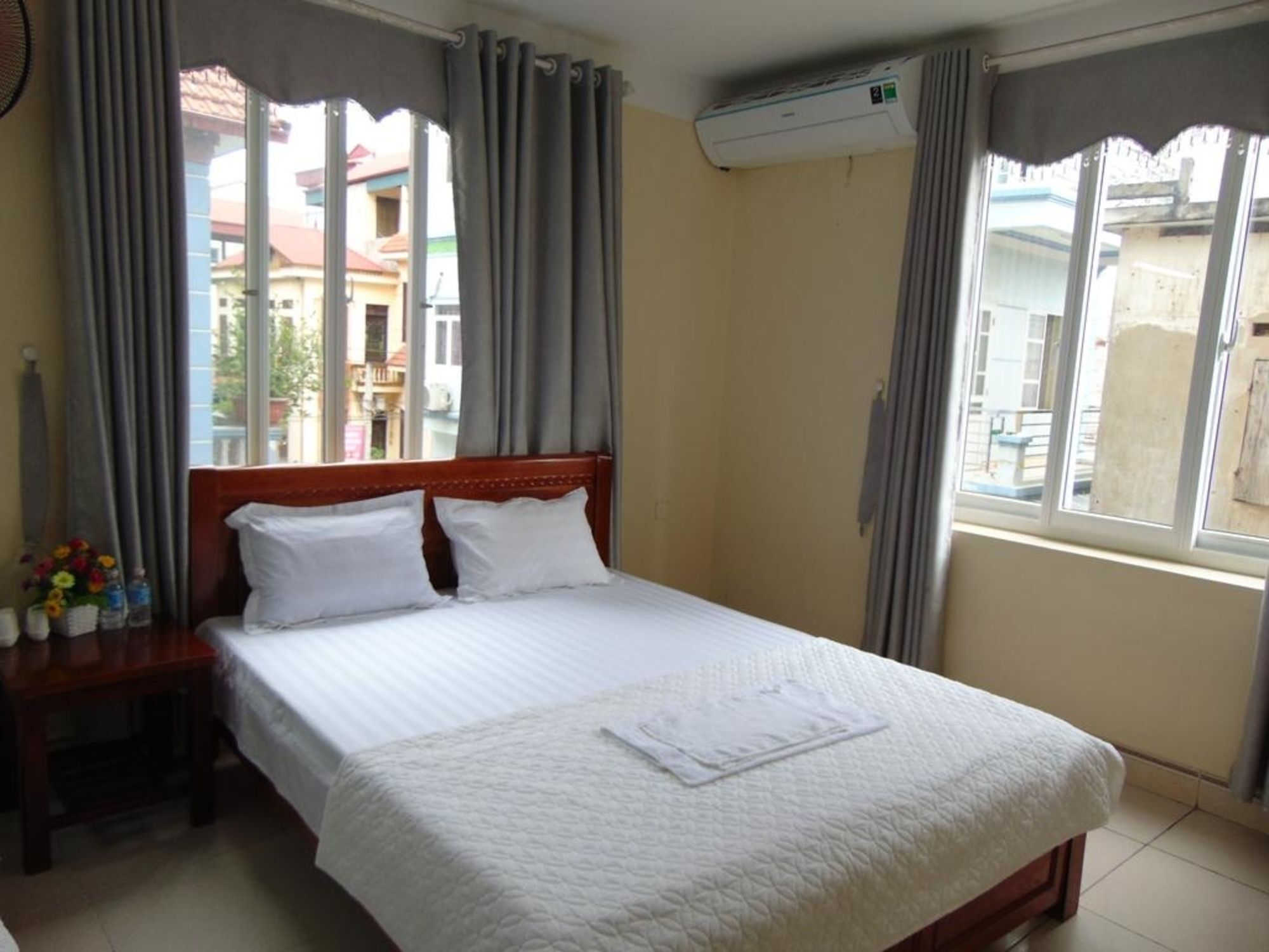 Noi Bai Golden Hotel Exterior photo